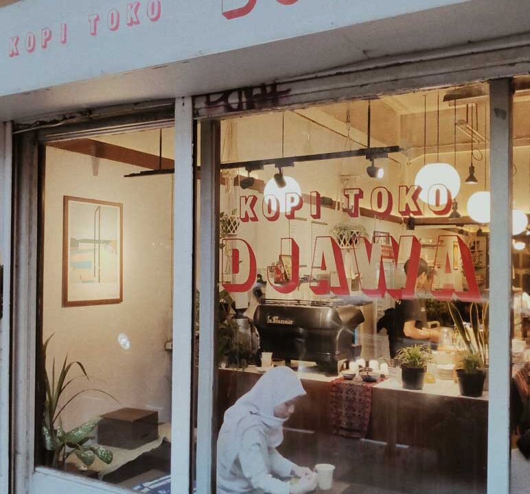 Café Estetik di Bandung yang Wajib Kamu Kunjungi